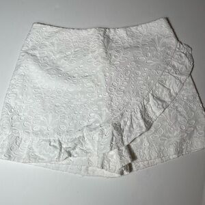 NWT Lilly Pulitzer White Eyeless Faye Skort (Size 10)